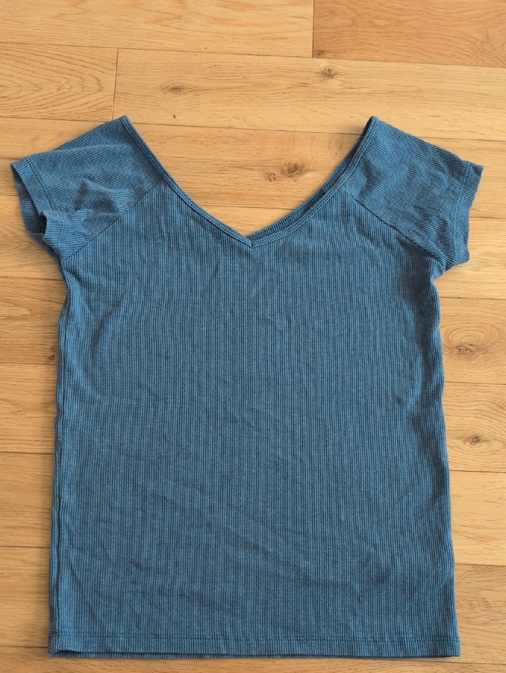 American Eagle Outfitters Blue Ribbed V-Neck Short Sleeve Top